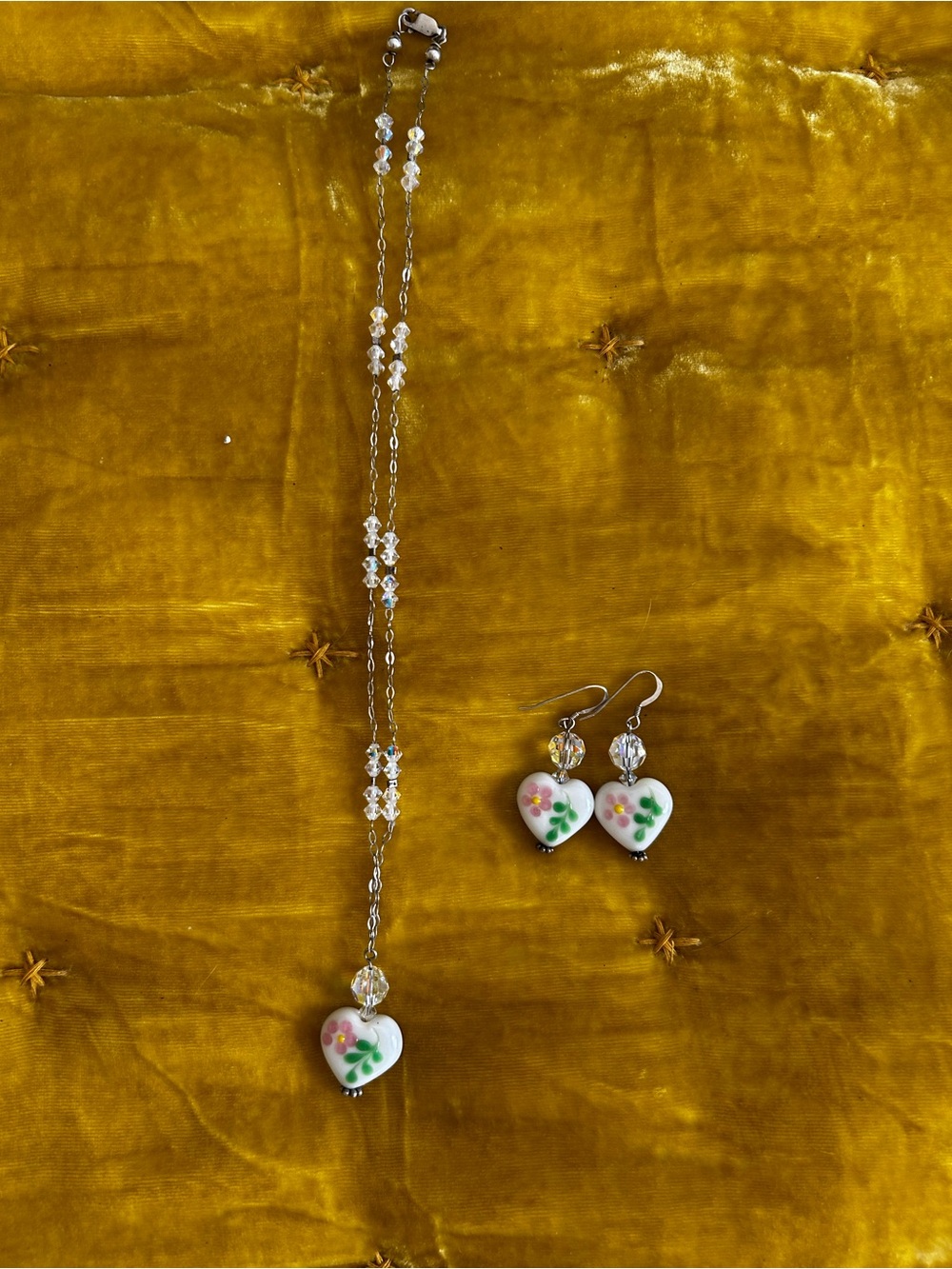 Hand-Painted Heart Pendant Necklace in White and Green